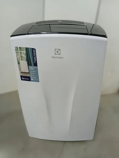 Мобильный кондиционер Electrolux Cool Power EACM- 18 HP/N3 уценённый фото#2