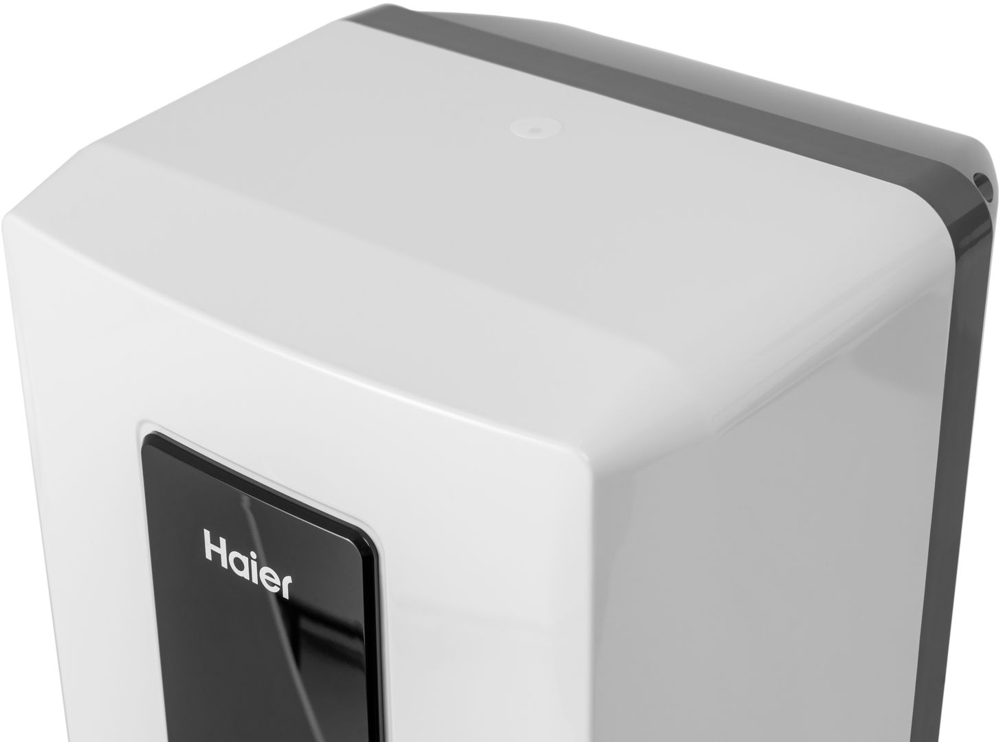 Электрический накопительный водонагреватель Haier ES15V-Q1(R) электронный фото#3