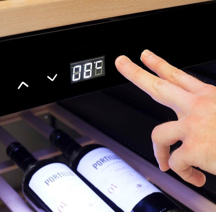 Отдельностоящий винный шкаф CASO WineExclusive 126 Smart фото#3
