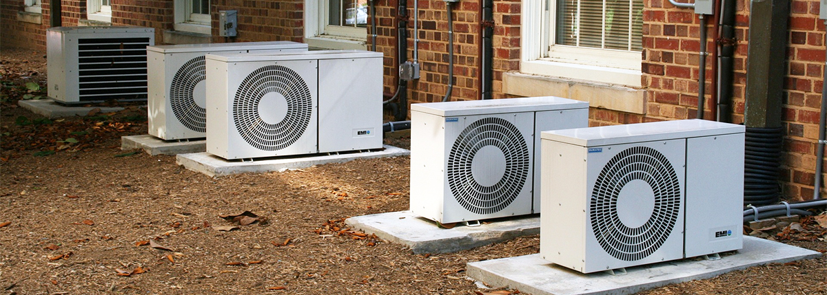 Почему все наружные блоки кондиционеров одного цвета?